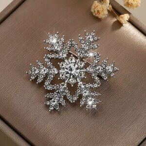 🍏50% OFF/3+...Snowflake Christmas Brooch